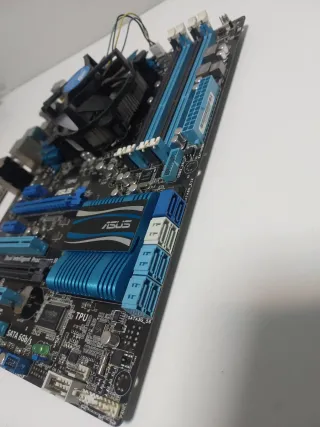Placa Mãe Asus P8P67 + i5 2400 + 8GB RAM - LGA1155