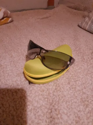 Gafas Voge Negras con Estuche Verde