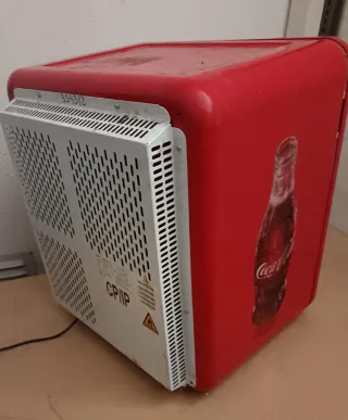 Vendo nevera de COCACOLA