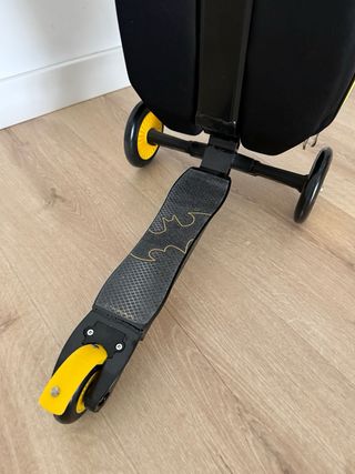 Monopatín infantil con maleta Batman