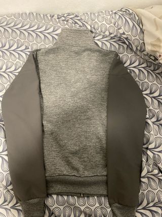 Chaqueta Adidas gris