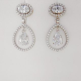 Pendientes Oro Blanco 18K Circonitas