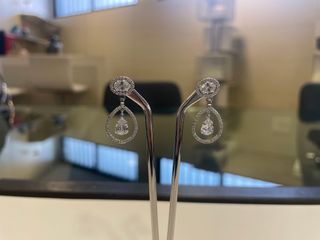 Pendientes Oro Blanco 18K Circonitas