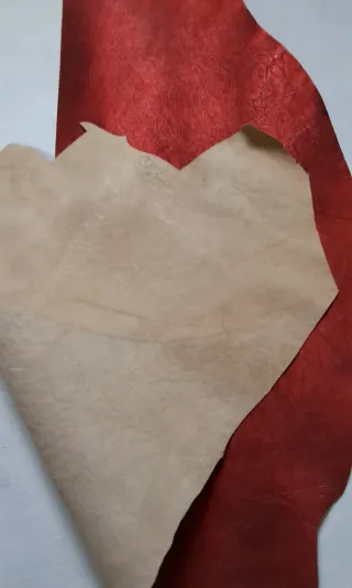 Retal Piel Metalizada Roja