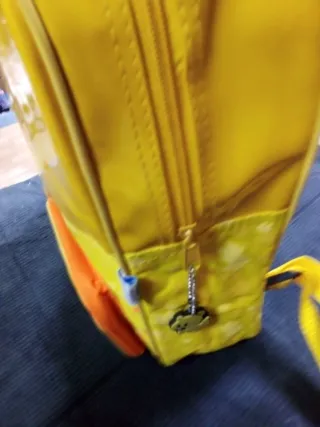 Mochila amarilla infantil con dibujos de popeye