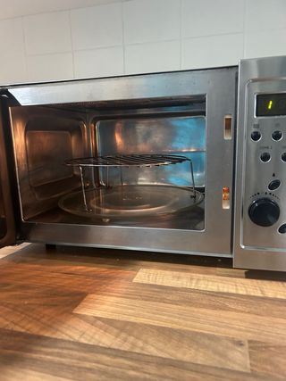 Microondas y Grill Bluesky