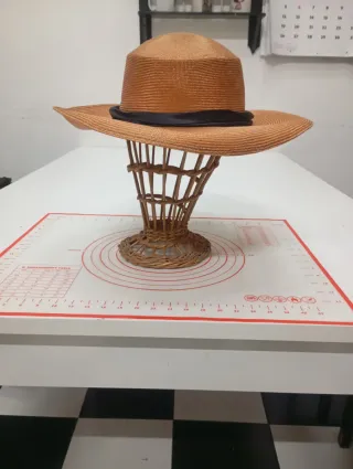 SOMBREROS DE MUJER LOTE 1