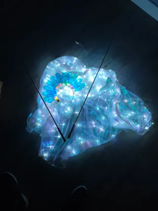 Capa y diadema luces y diadema indio NOVIOS