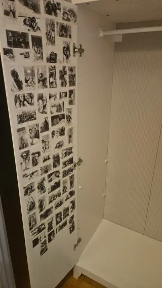 Armario blanco de madera