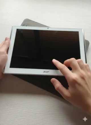 Tablet Acer Iconia 10 Blanca + Funda