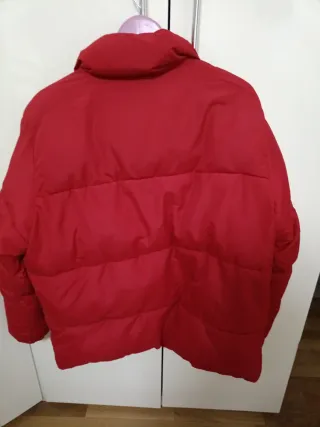 Anorak acolchado Pull & Bear rojo