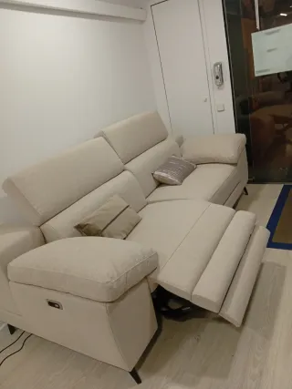 Sofá eléctrico reclinable