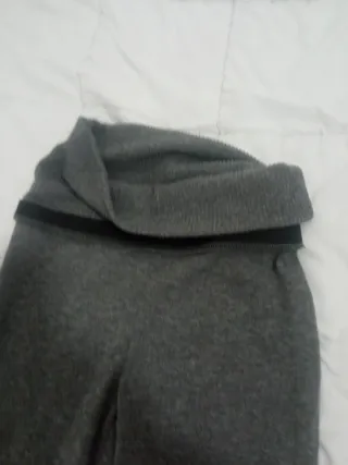 Pantalón afelpado de vestir gris