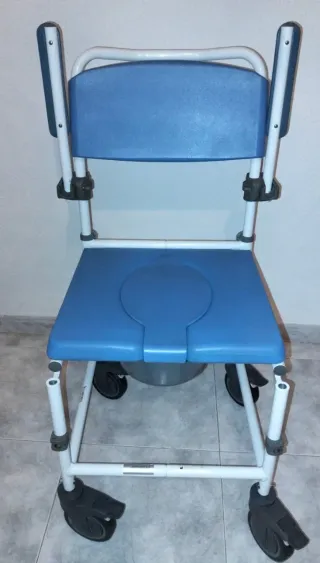 Silla WC y Ducha con Ruedas