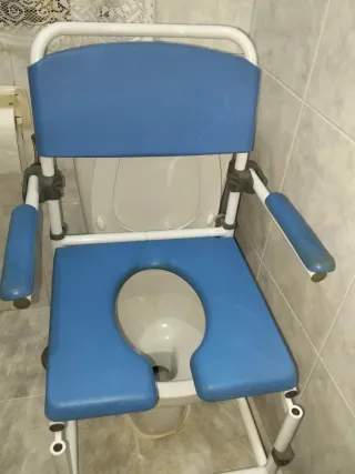 Silla WC y Ducha con Ruedas