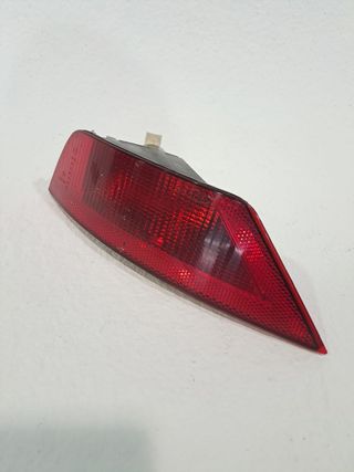 PILOTO TRASERO DERECHO PARAGOLPES FORD KUGA