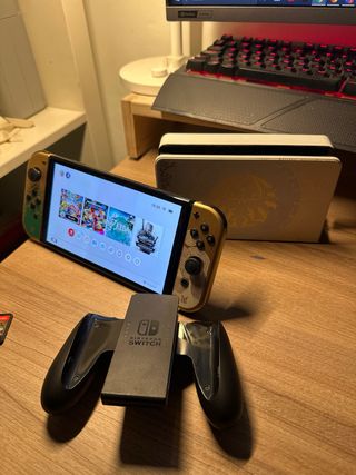 Nintendo Switch OLED Edición Zelda Dorada