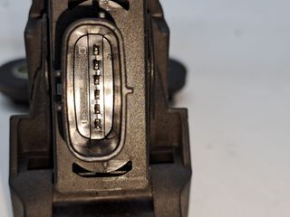 PEDAL ACELERADOR KIA STONIC (5)