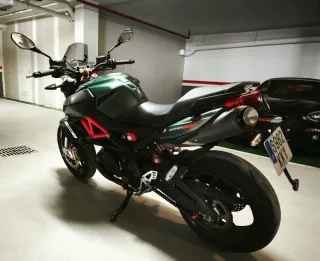 Aprilia Shiver 900