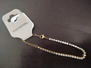 Pulsera de acero inoxidable con brillantes