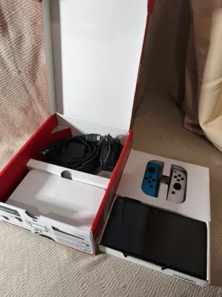 Nintendo Switch OLED