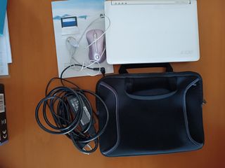 Acer Aspire One Mini Portátil Blanco