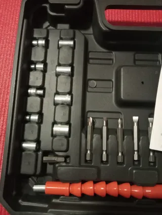 Taladro Percutor Atornillador Inalámbrico 28V