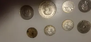 Lote de monedas variadas