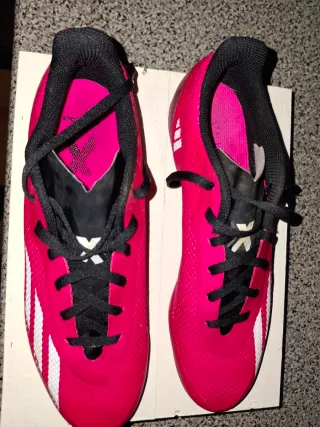 Scarpe da calcio Adidas fucsia