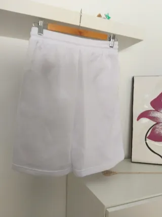 Pantalón corto blanco talla M