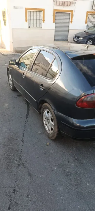 SEAT Leon 2000