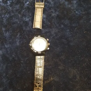 Reloj Ferrari Negro y Plateado automático funciona