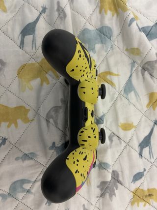 Mando PS4 FIFA Amarillo