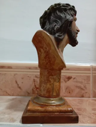 Busto Cristo de Limpias
