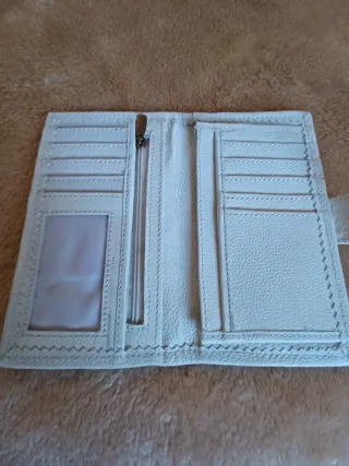 MUY CHULA!!! Monedero mujer  de piel