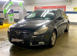 Opel Insignia 2011