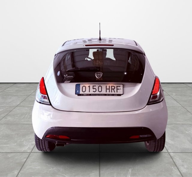Lancia Ypsilon 1.2 69 CV GOLD 79.000 kilometros