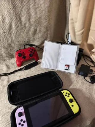 Nintendo Switch + FIFA 22 + Accessori