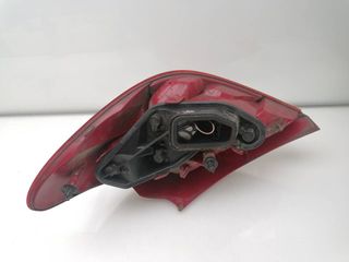 PILOTO TRASERO IZQUIERDO PEUGEOT 207 SW