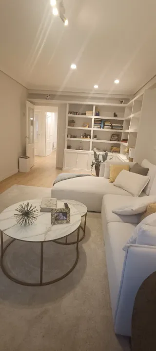 Salón completo moderno