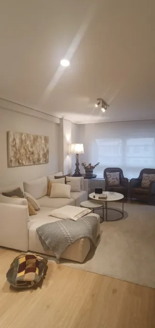 Salón completo moderno