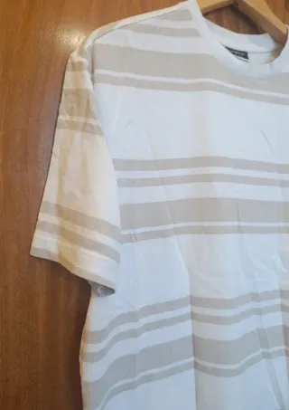 Camiseta Rayas Beige Relaxed Fit Talla M (Ancha)