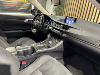 Lexus CT 200h 136 cv