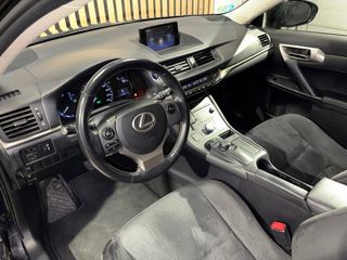Lexus CT 200h 136 cv