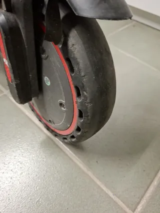 Patinete Eléctrico Scooter para Poner a Punto