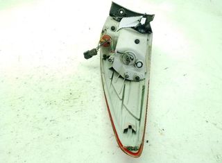 Hyundai piloto trasero izquierdo ix35 (lm 22947437