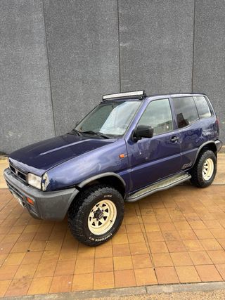 Nissan Terrano II 1995