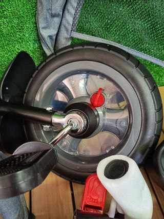 FableKids Triciclo Noemi 5 en1 con Barra de Empuje