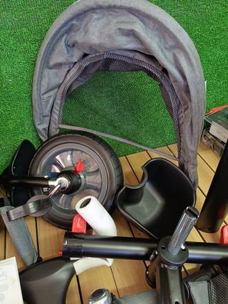 FableKids Triciclo Noemi 5 en1 con Barra de Empuje