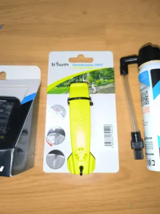 Cuentakilómetros Bici + Bomba reparación neumático